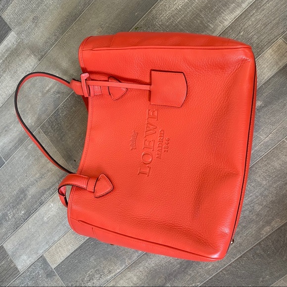 Loewe Handbags - Loewe Giant Logo Bag